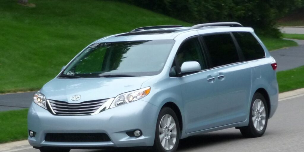 Toyota Sienna for rent