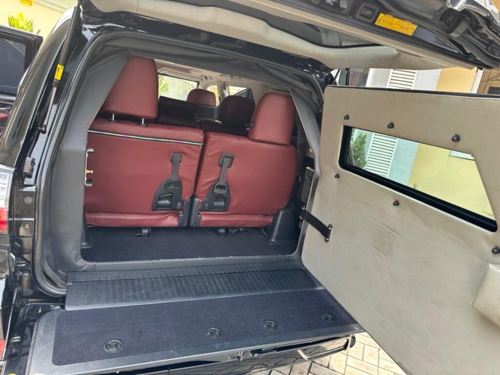 Bulletproof Lexus LX 570 for rent 